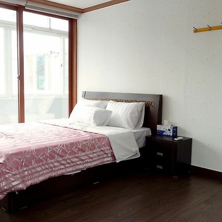 Happy Memory Hotel Jeonju Ngoại thất bức ảnh