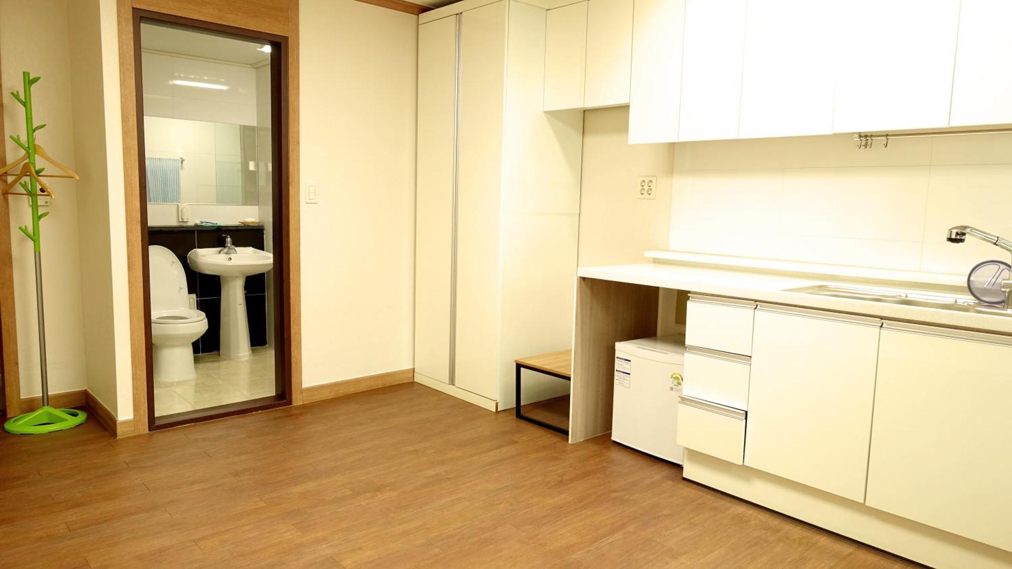 Happy Memory Hotel Jeonju Phòng bức ảnh