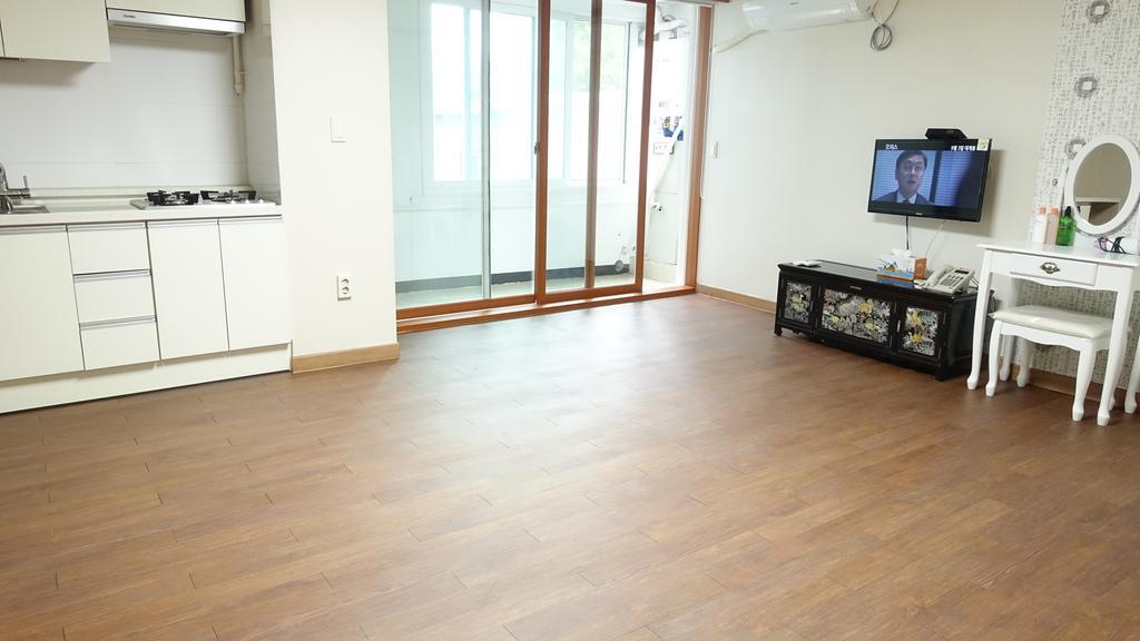 Happy Memory Hotel Jeonju Ngoại thất bức ảnh